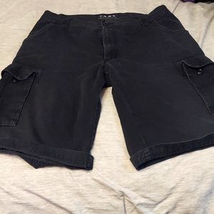 Men's cargo shorts